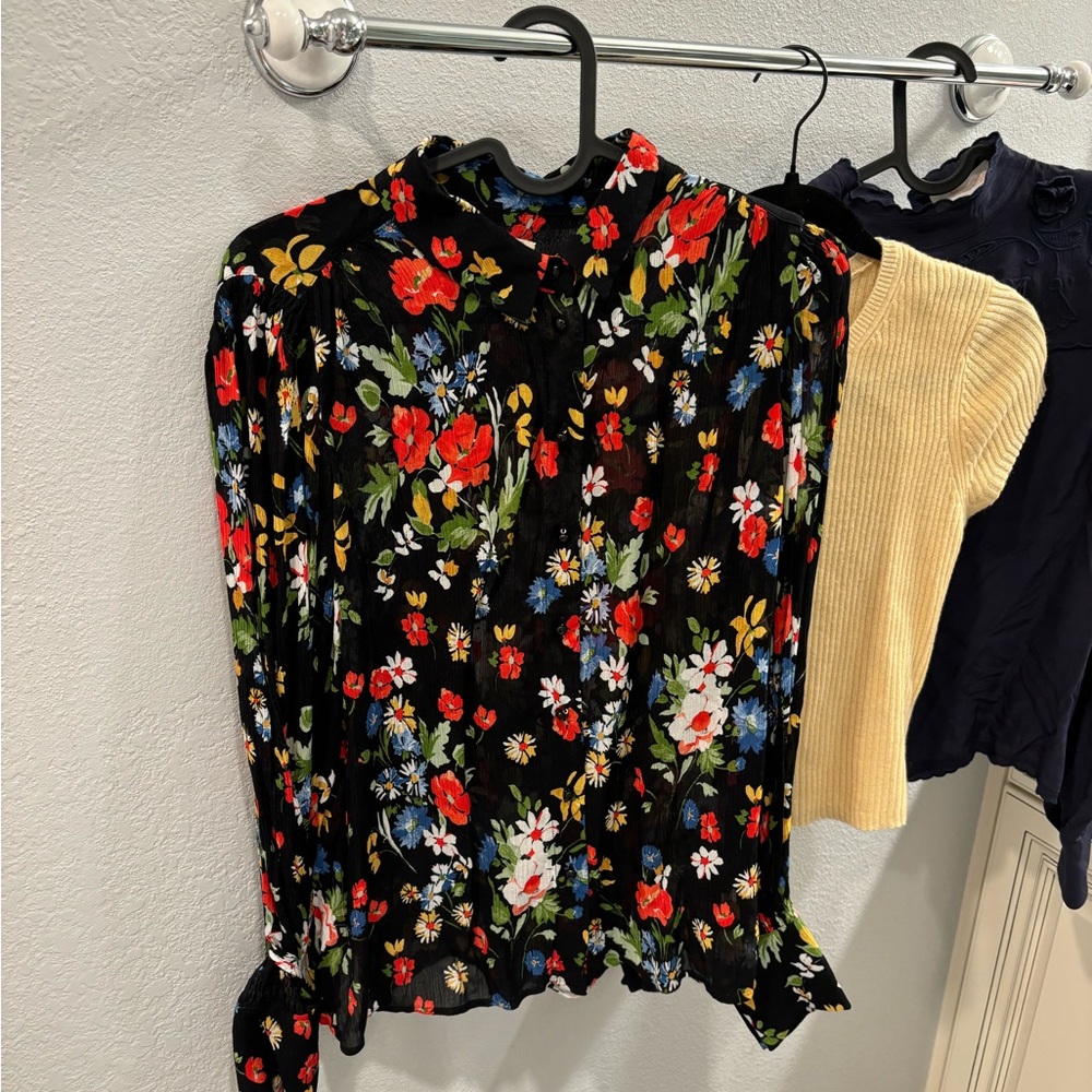 Sezane long seelve flower print silk viscose shirt blouse